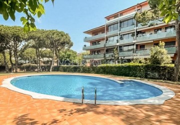 Apartamento 3 Quartos em Gavà mar