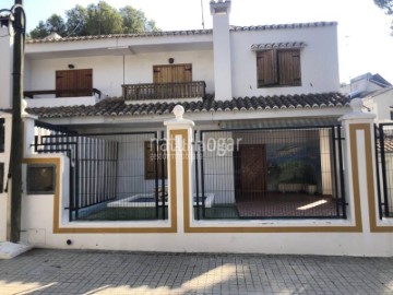 Casa o chalet 4 Habitaciones en La Cañada