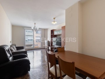 Apartment 3 Bedrooms in Benimàmet