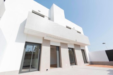 House 3 Bedrooms in Playa de Chilches