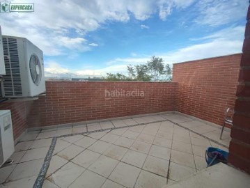 House 4 Bedrooms in Silla