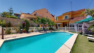 House 4 Bedrooms in Olimar - Carambolo - Atalaya de Levante