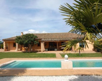 House 5 Bedrooms in Serranillos Playa