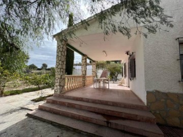 House 3 Bedrooms in Rebolledo