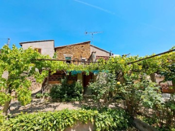 House 5 Bedrooms in Àger