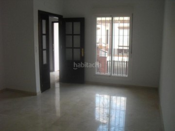 House 4 Bedrooms in San Ignacio del Viar