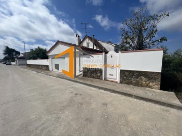 House 6 Bedrooms in Tàrrega