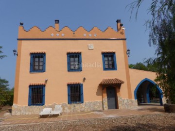 Country homes 4 Bedrooms in Llevant