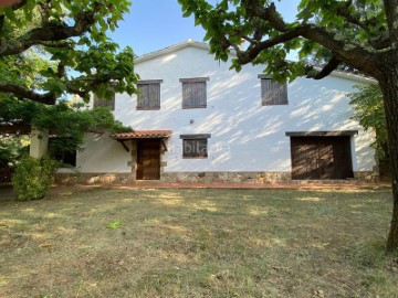 Maisons de campagne 4 Chambres à Pages de Baix