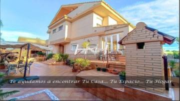 House 5 Bedrooms in Ermita