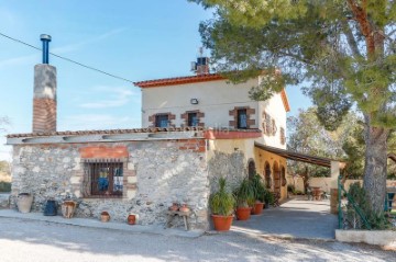 Country homes 5 Bedrooms in Valls