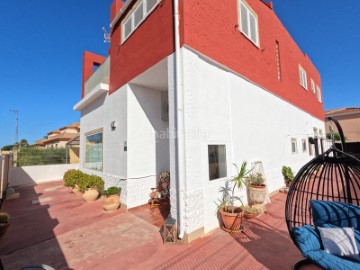 Casa o chalet 4 Habitaciones en Las Lomas del Rame-Bahía Bella