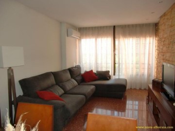 Apartment 3 Bedrooms in Zona Ausias March