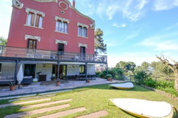 House 6 Bedrooms in Sarrià - Sant Gervasi