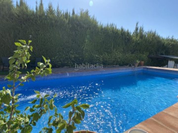 House 6 Bedrooms in Gines