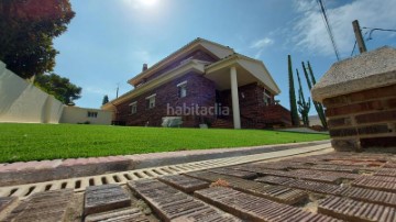 House 4 Bedrooms in Segur de Calafell