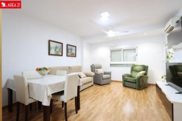 Apartamento 4 Quartos em Zona Campus Universitario