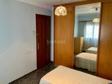 Apartment 2 Bedrooms in El Alborgí