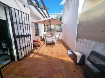 House 3 Bedrooms in Umbrete