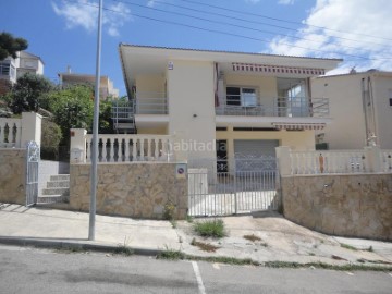 Maison 6 Chambres à Segur de Calafell