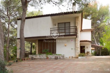 Casa o chalet 6 Habitaciones en La Mora