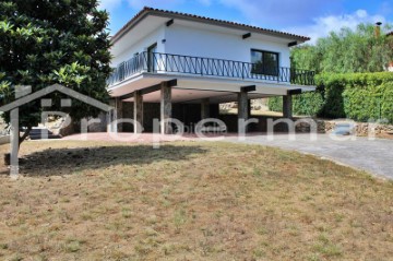 Maison 4 Chambres à Veinat de la Serra-Barri Ballesta