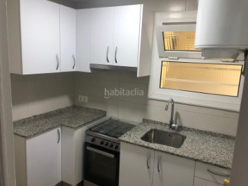 Ático 3 Habitaciones en Plaça Catalunya - Vinyets