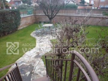 House 4 Bedrooms in San Adrián - La Cava