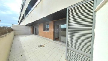 Apartment 2 Bedrooms in Albatàrrec