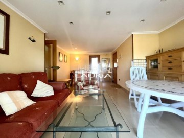 Apartment 4 Bedrooms in El Perellonet