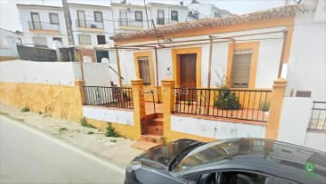 House 3 Bedrooms in Calañas