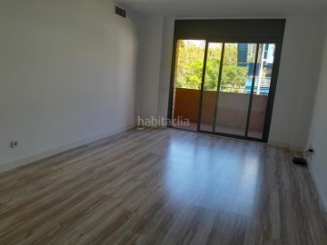 Apartment 4 Bedrooms in Almeda