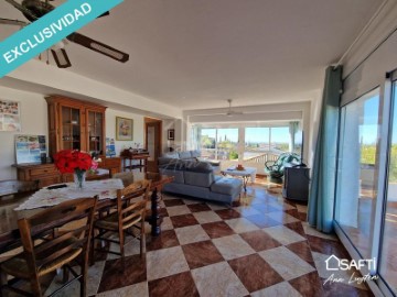 House 4 Bedrooms in El Veinat de Dalt