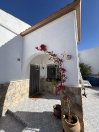 House 3 Bedrooms in La Solana