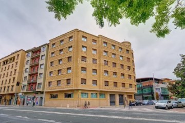 Apartment 6 Bedrooms in 2º Ensanche