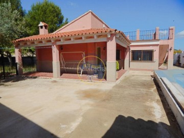 Casa o chalet 4 Habitaciones en La Font de la Figuera