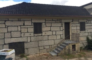 Maison 4 Chambres à Amarante (São Gonçalo), Madalena, Cepelos e Gatão