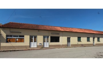 Moradia 4 Quartos em Marinha Grande