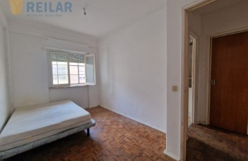 Apartamento 1 Quarto em Vialonga