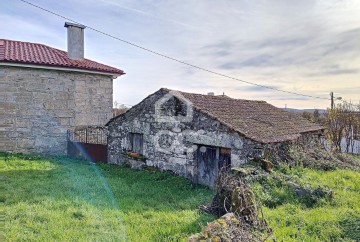 Maison  à Travancas e Roriz