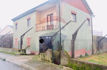 Maison 4 Chambres à Mogadouro, Valverde, Vale de Porco e Vilar de Rei