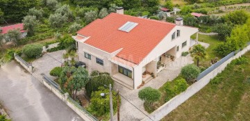 Maison 5 Chambres à São João de Tarouca