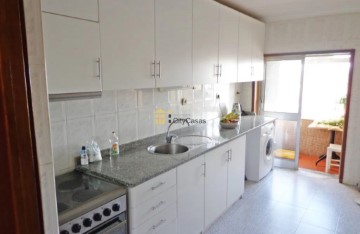 Apartamento 1 Quarto em Fânzeres e São Pedro da Cova