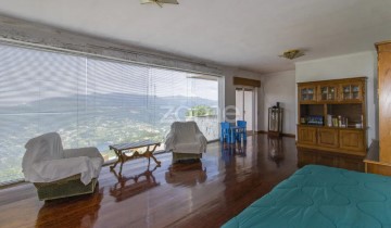 Apartment 10 Bedrooms in Ventosa e Cova