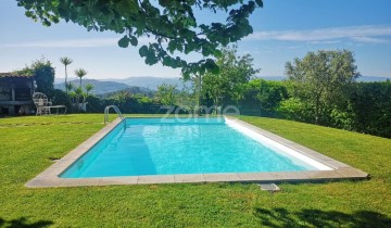 House 3 Bedrooms in Campelo e Ovil