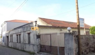 Bâtiment industriel / entrepôt à Cidade da Maia
