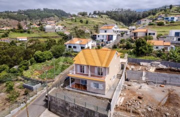 Maison 3 Chambres à Estreito da Calheta