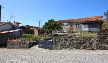 Moradia  em Galegos (São Martinho)