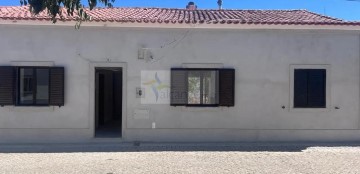 Casa o chalet 3 Habitaciones en Santa Vitória e Mombeja