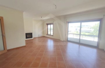 Apartamento 3 Quartos em Oliveira